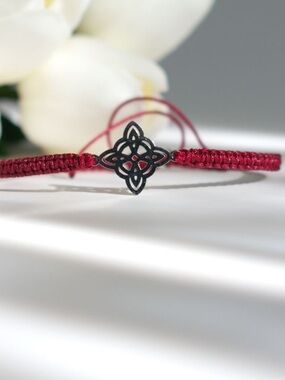 Handcrafted Macramé Bracelet with Celtic Motif; Witch Knot Bracelet